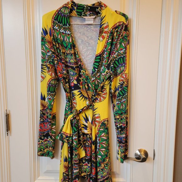 Thirty Three Wrap Dress - Picture 3 of 10